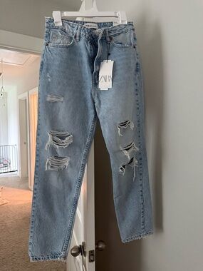 NWT Zara high rise mom jeans